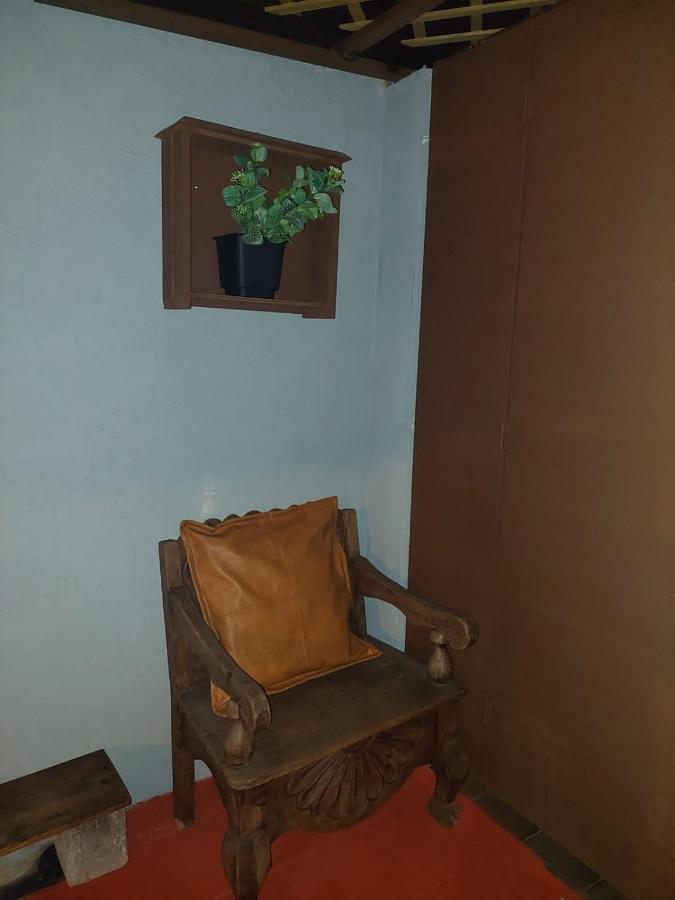 Nirvana 2, Habitacion Doble Con Todos Sus Servicios Guatemala-Stadt Exterior foto