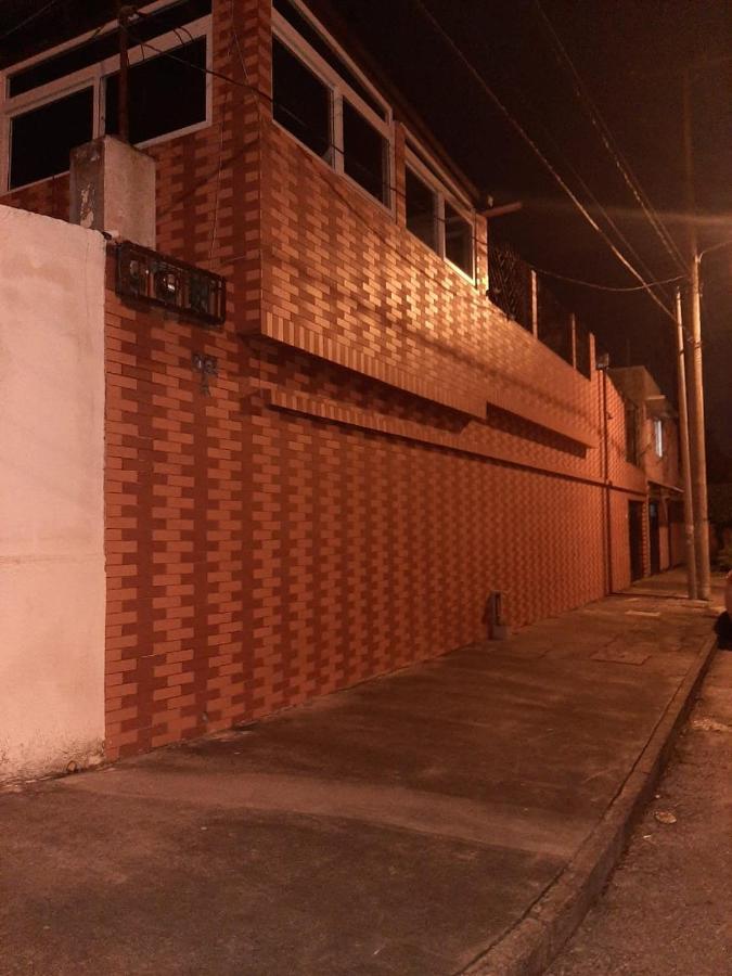 Nirvana 2, Habitacion Doble Con Todos Sus Servicios Guatemala-Stadt Exterior foto